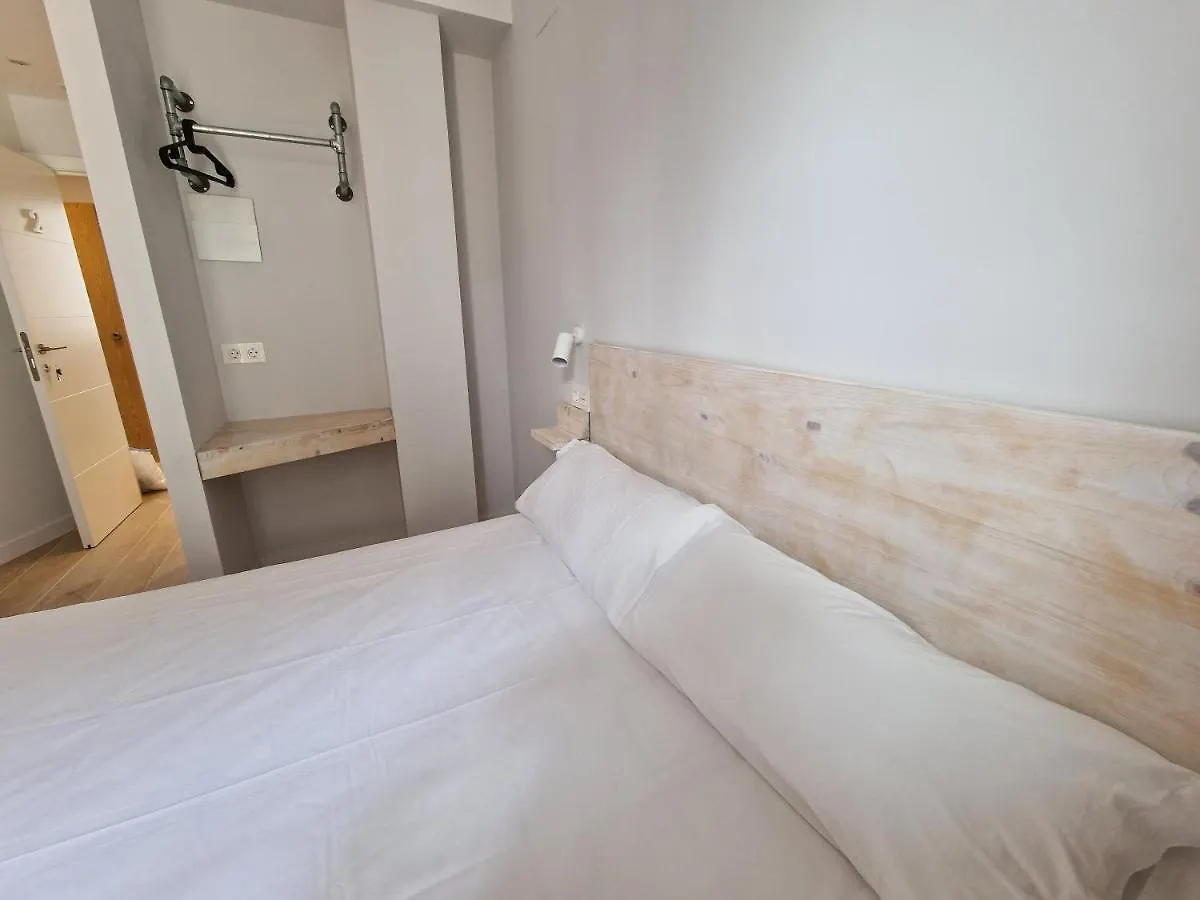 Beach Break Guesthouse San Sebastian